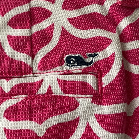 🌟Host Pick🌟 Vineyard Vines Whale Tail Print Everyday Shorts - Picture 3 of 9